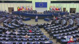 La Meloni in Europa per le emergenze thumbnail