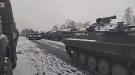 Mosca ammassa truppe per l'attacco a Kiev thumbnail
