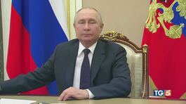 Prime crepe per Putin, cresce dissenso russo thumbnail