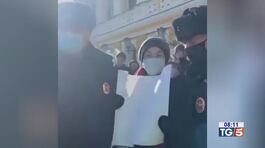Proteste contro guerra in Russia e Sud Ucraina thumbnail