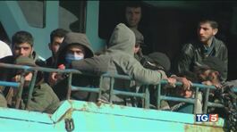 Migranti, Europa verso nuove regole per le Ong thumbnail