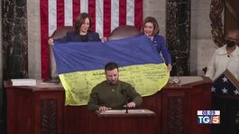Ucraina: diecimila tombe a Mariupol thumbnail