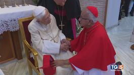 Grave Benedetto XVI, "Preghiamo per lui" thumbnail