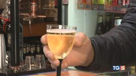 Cenone con gli amici, boom delle bollicine thumbnail