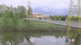 Ahmed travato morto nel fiume thumbnail