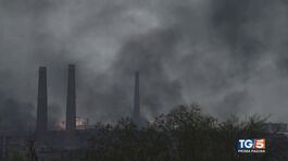 Mariupol, fuga difficile Putin: basta armi a Kiev thumbnail