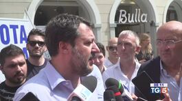 Salvini va a Mosca? Esplode la polemica thumbnail