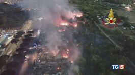 Gli incendi a Roma, la pista dei rifiuti thumbnail