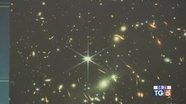 Telescopio James Webb prima foto dallo spazio thumbnail