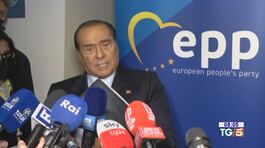 Centrodestra, Silvio Berlusconi chiama a raccolta gli indecisi thumbnail