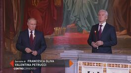 Putin in prima fila alla messa di Pasqua thumbnail