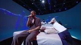Marco Mengoni canta "No Stress" in studio thumbnail