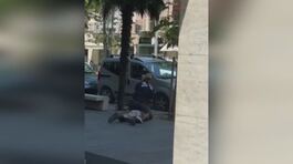 Il video del brutale pestaggio a Civitanova Marche thumbnail