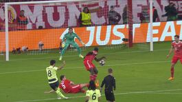 35' | Tocco di mano di Upamecano (Bayern Monaco-Manchester City 0-0) thumbnail