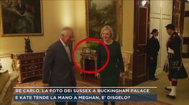 Re Carlo, la foto dei Sussex a Buckingham Palace thumbnail