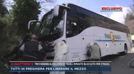 Trevignano, il pullman di fedeli rimasto bloccato per strada thumbnail