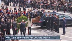Silvio Berlusconi, l'Italia dice addio al Cavaliere