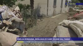Emilia Romagna, migliaia di case invase dal fango thumbnail