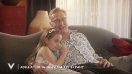 Paolo Bonolis e la figlia Adele a "Chi ha incastrato Peter Pan?" thumbnail