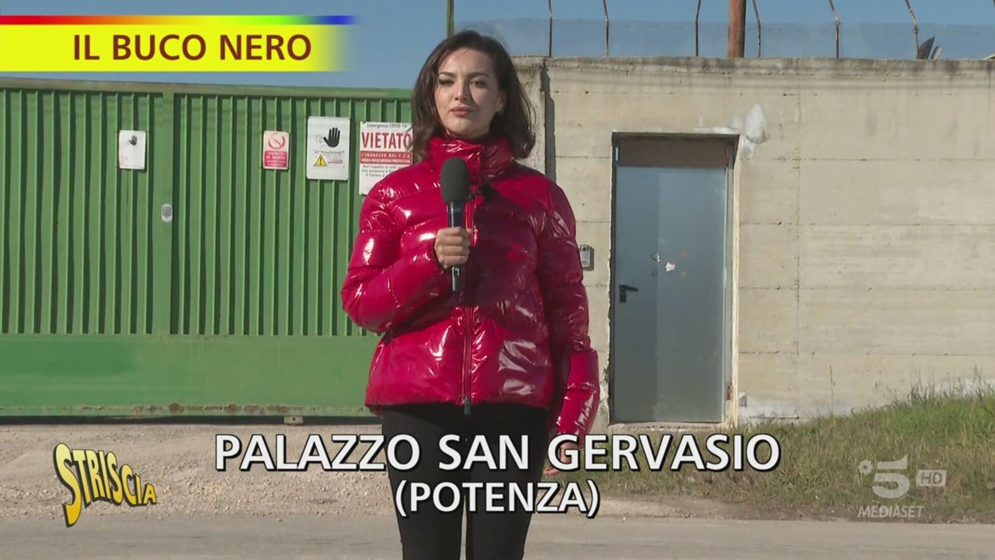 Striscia la notizia: CPR di Palazzo San Gervasio: lavvocato lo scelgono  loro Video | Mediaset Infinity