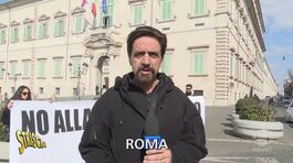Striscia dal presidente Mattarella: no al bavaglio di Giannini thumbnail