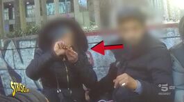 Spacciatori e borseggiatori uniti alla Stazione di Milano thumbnail