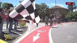 Piste ciclabili, ad Asti le fanno strane thumbnail