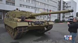 Berlino apre sui tank, Mosca minaccia thumbnail