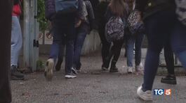 Abusi su studentesse Arrestato un preside thumbnail