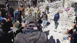 Assad: niente aiuti nelle zone ribelli thumbnail