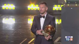 Messi pallone d'oro Coppa Italia a Mediaset thumbnail