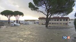 Maltempo senza tregua Toscana conta i danni thumbnail