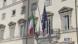 Manovra, Bruxelles promuove l'Italia thumbnail
