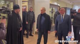 Putin a Mariupol visita a sorpresa thumbnail