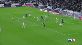 Juve-Inter, pari e caos oggi Cremonese-Fiorentina thumbnail