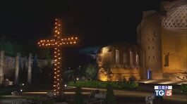 Stasera la via Crucis Il Papa al Colosseo thumbnail