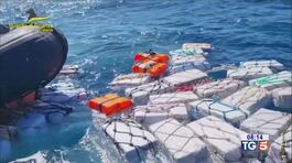 Droga in alto mare Sequestro della Gdf thumbnail