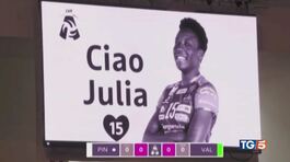 Julia: un enigma incomprensibile thumbnail