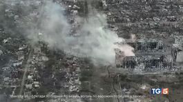 Bakhmut città fantasma. Sudan, via gli stranieri thumbnail
