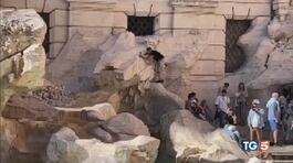 Vandali, giù le mani dai nostri monumenti thumbnail