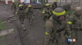 Bombe russe su Kherson "Riprenderemo Crimea" thumbnail