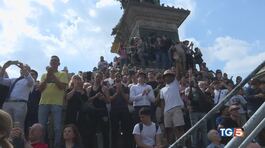 L'abbraccio di Milano a Silvio Berlusconi thumbnail
