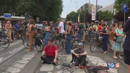 La strage dei ciclisti "Serve più sicurezza" thumbnail