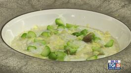 Risotto al limone e asparagi thumbnail