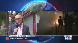 Ancora violenze Francia nel caos thumbnail