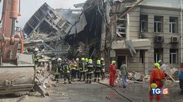 Bombe russe su Odessa, battaglia sul Mar Nero thumbnail