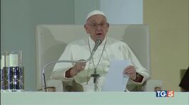 Il Papa ai suoi ragazzi: "Sogno mondo di pace" thumbnail