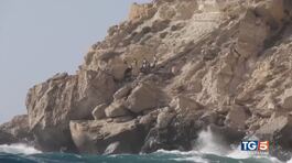 Da 48 ore sugli scogli salvati in elicottero thumbnail