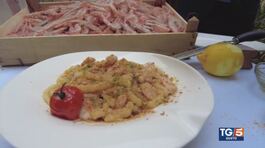 Busiate con gambero rosa e bottarga thumbnail