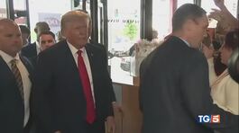 Trump atteso in carcere Arresto show ad Atlanta thumbnail